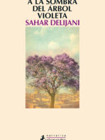 A la sombra del árbol violeta